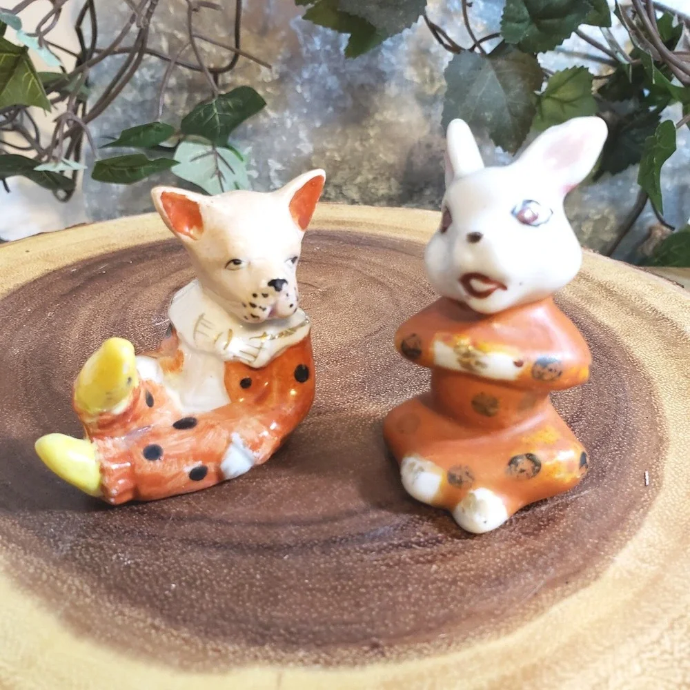 Vintage Adorable Clown Outfit Dog and Bunny Salt and Pepper Shakers Japan made